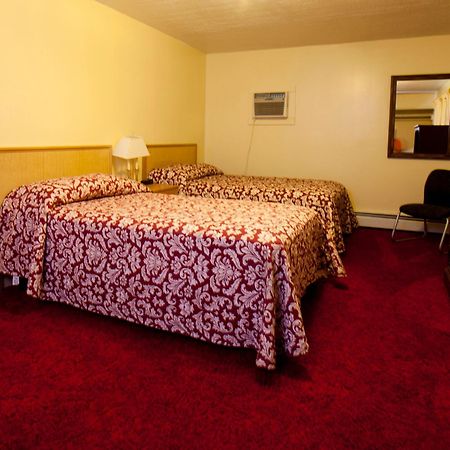 Charlie'S Motel Frostburg Екстериор снимка