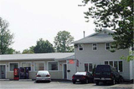 Charlie'S Motel Frostburg Екстериор снимка